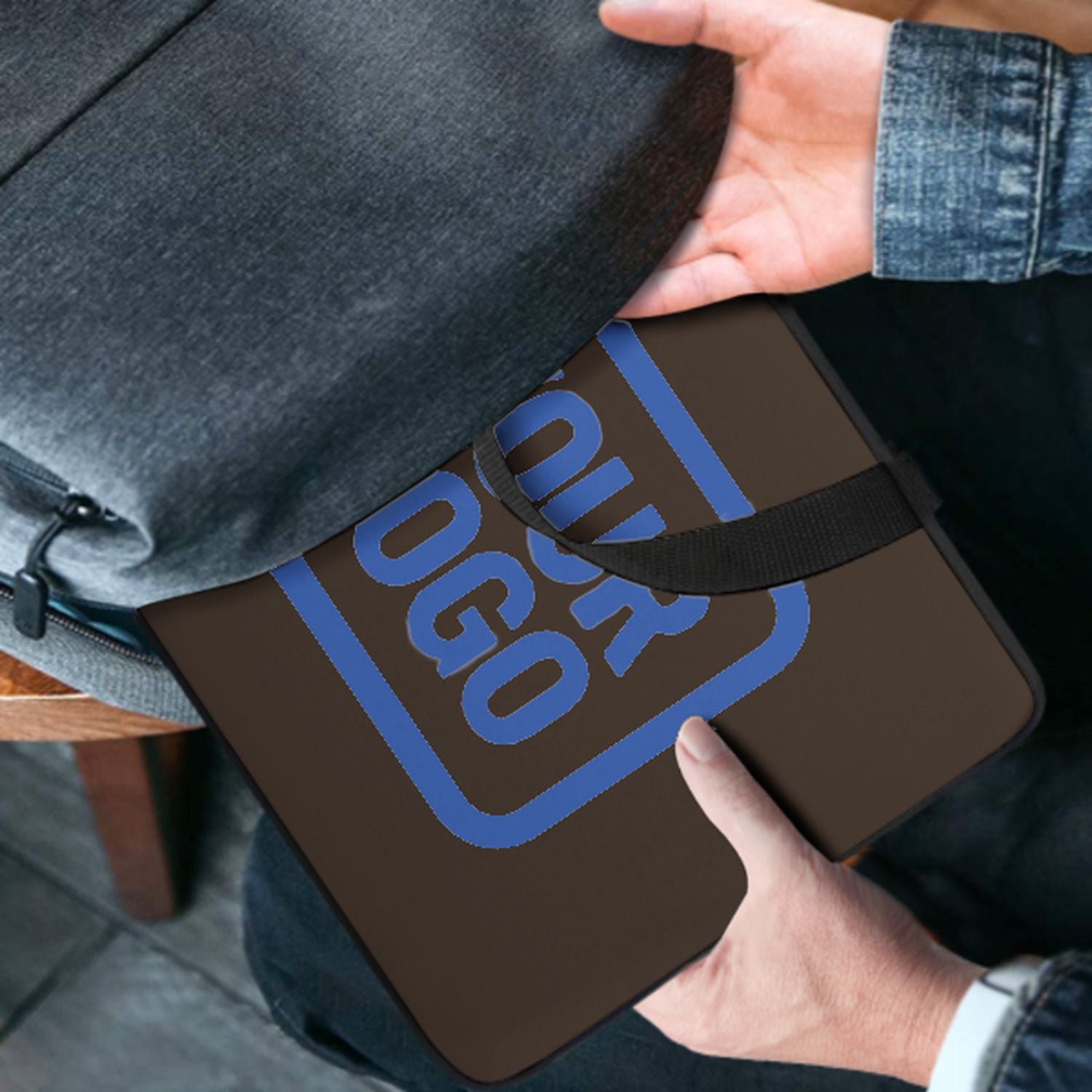 Maßgeschneidertes Braun Sky Blue Laptop Tasche