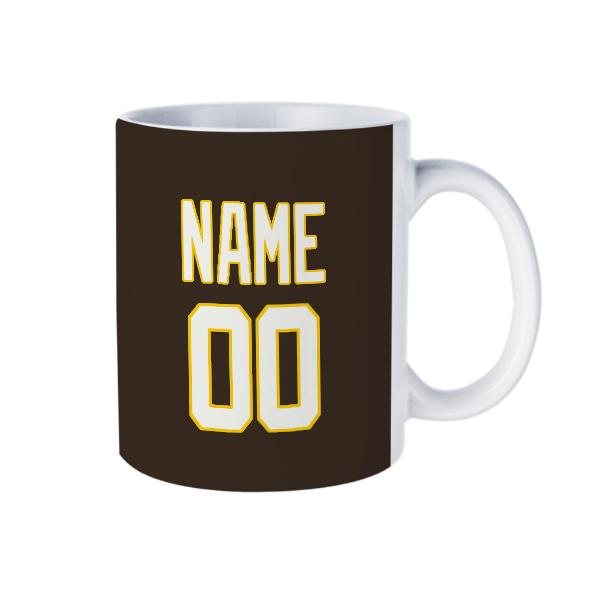 Maßgeschneidertes Braun Weiß Becher