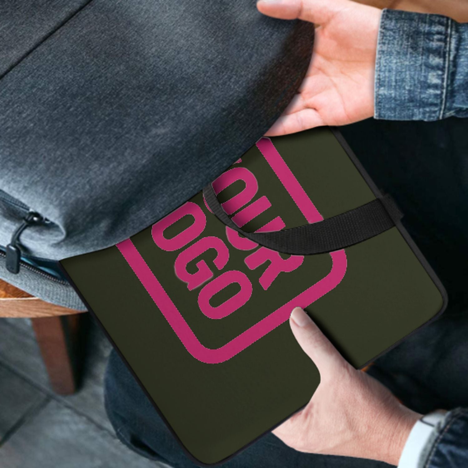 Maßgeschneidertes Dunkles Oliv Pink Laptop Tasche