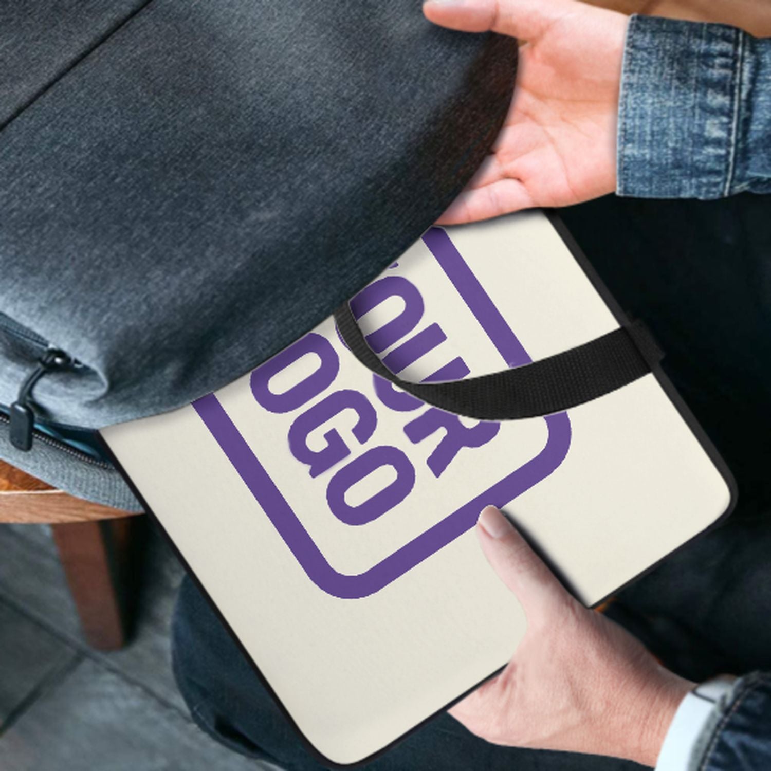 Maßgeschneidertes Beige Light Purple Laptop Tasche