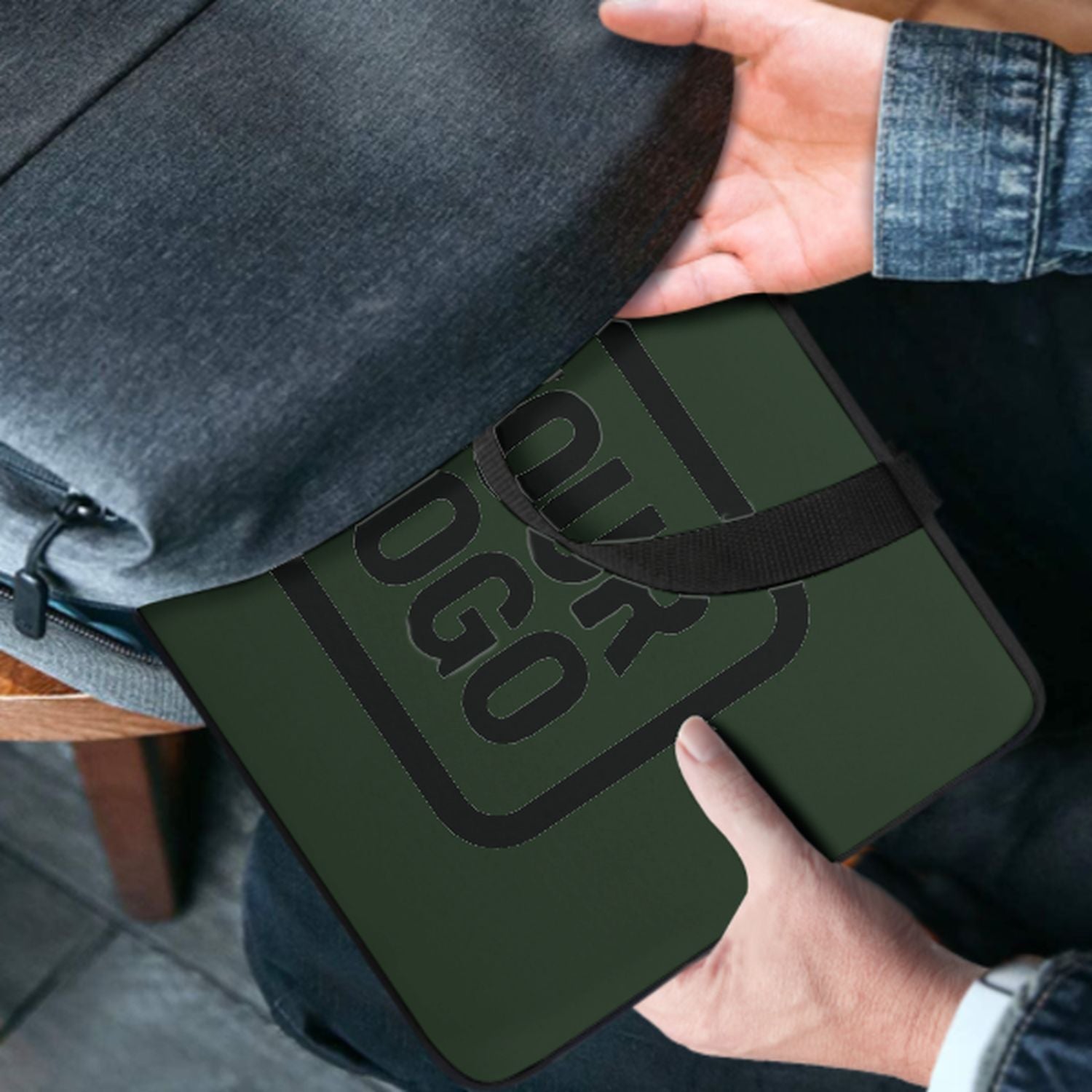 Maßgeschneidertes Tannengrün Black Laptop Tasche