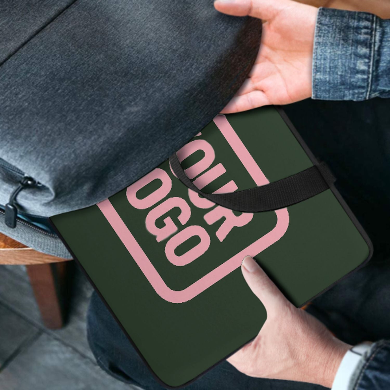Maßgeschneidertes Tannengrün Light Pink Laptop Tasche