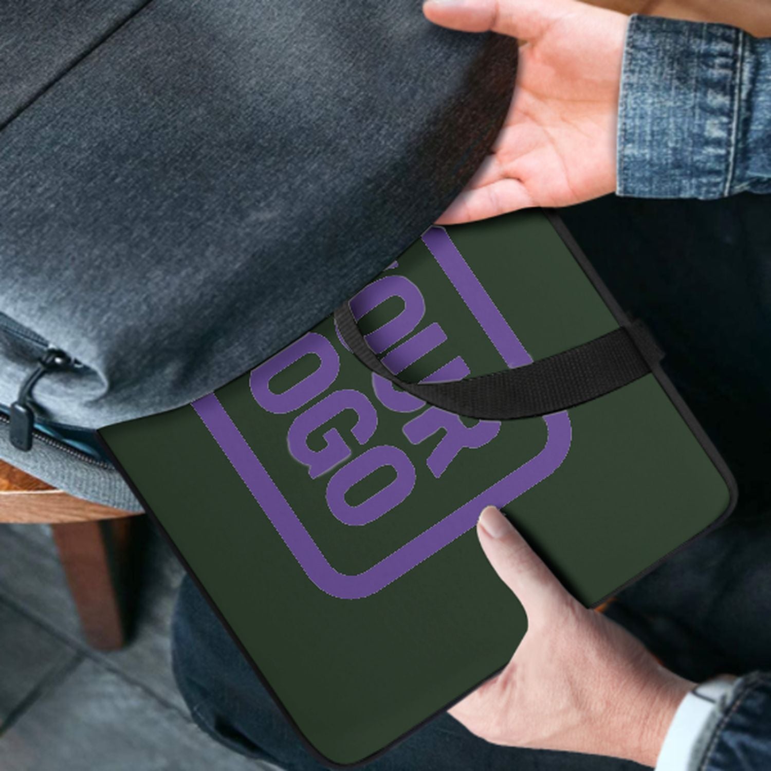Maßgeschneidertes Tannengrün Light Purple Laptop Tasche