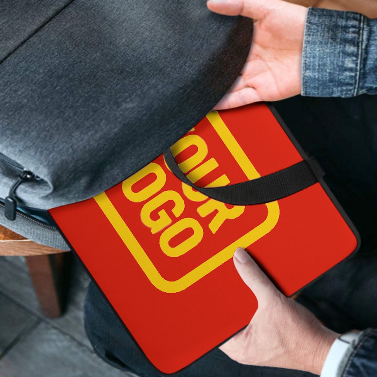 Borsa per laptop personalizzata arancione, rossa e oro