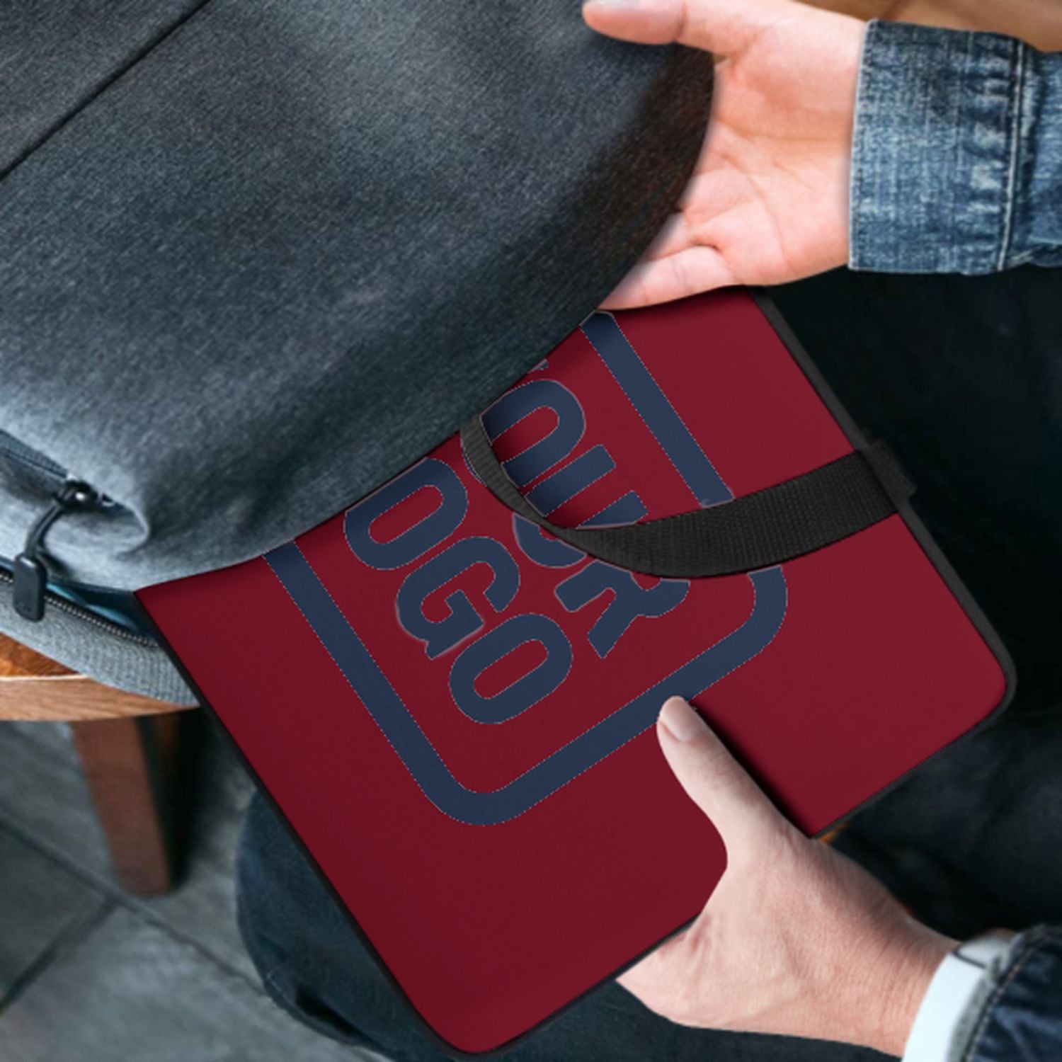 Maßgeschneidertes Karmesinrot Blue Laptop Tasche