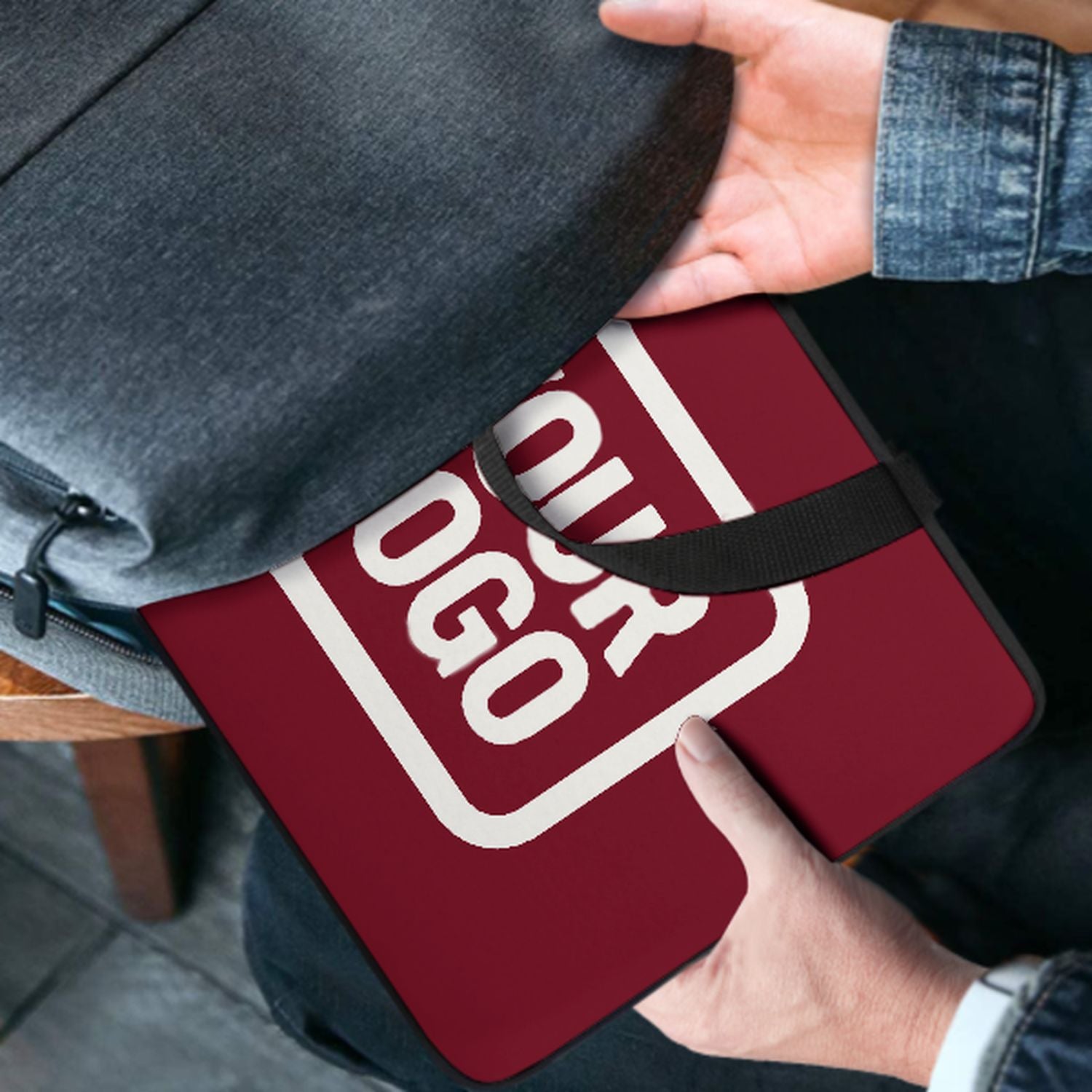 Borsa per laptop bianca cremisi personalizzata