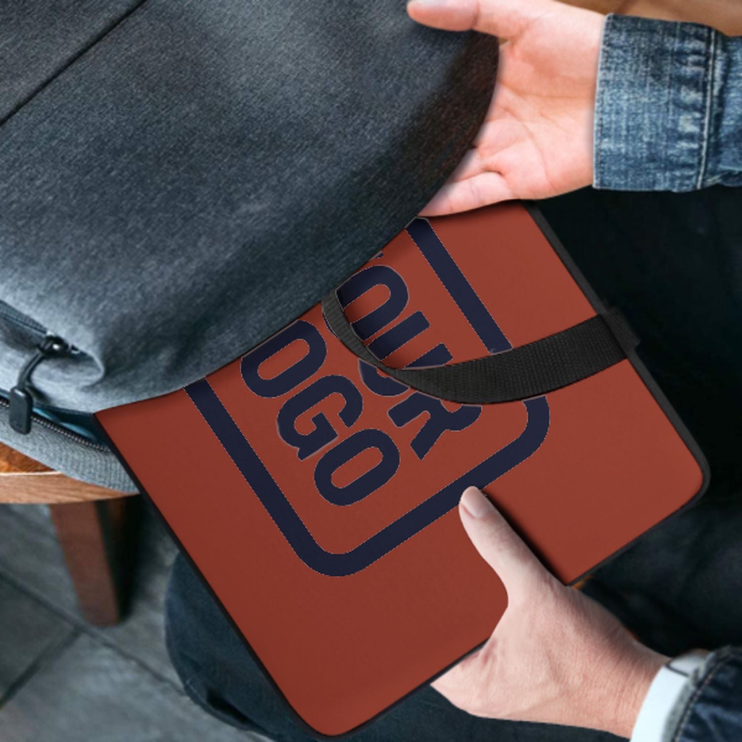 Borsa per laptop personalizzata color corallo rosso navy