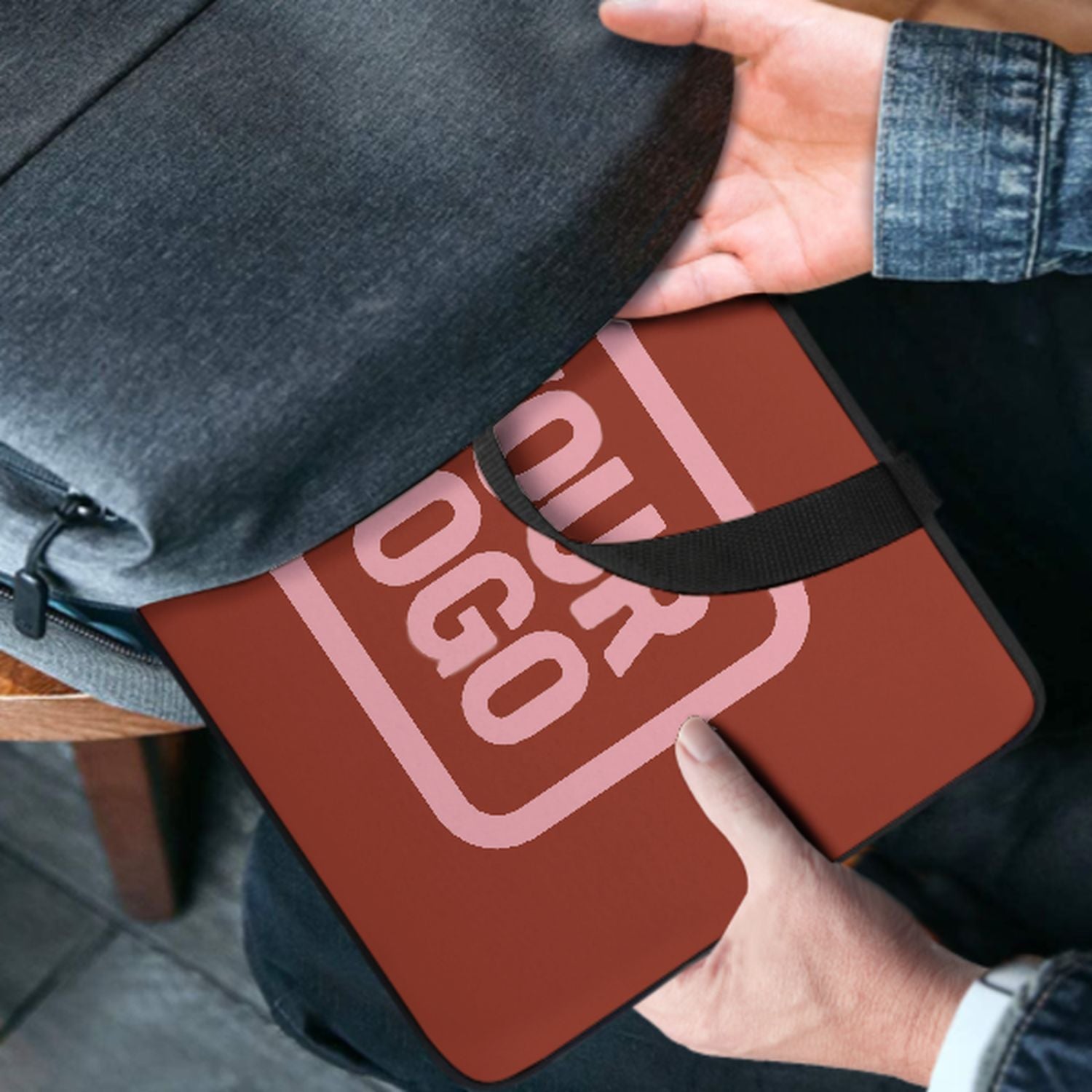 Borsa per laptop personalizzata color corallo rosso e rosa chiaro