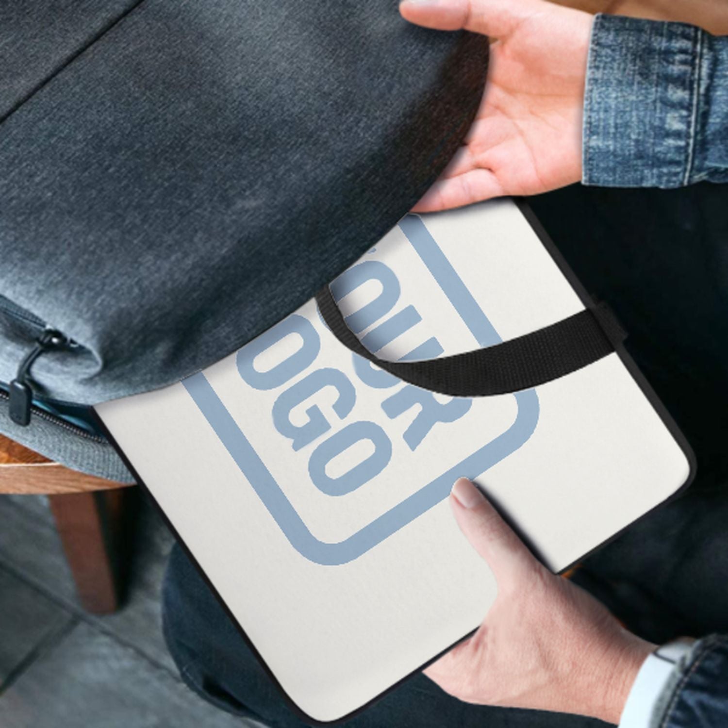 Maßgeschneidertes Weiß Light Blue Laptop Tasche