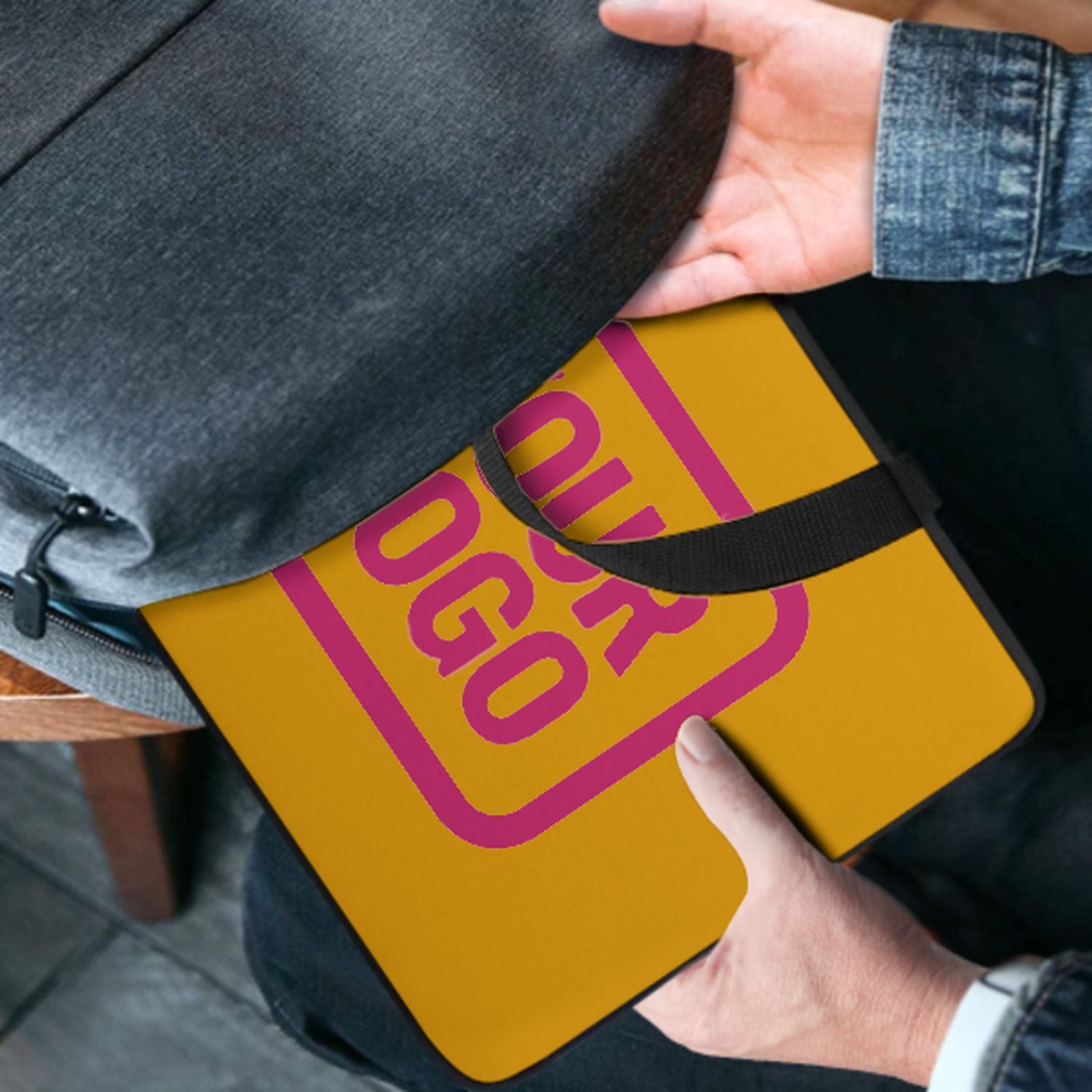 Borsa per laptop personalizzata gialla e rosa