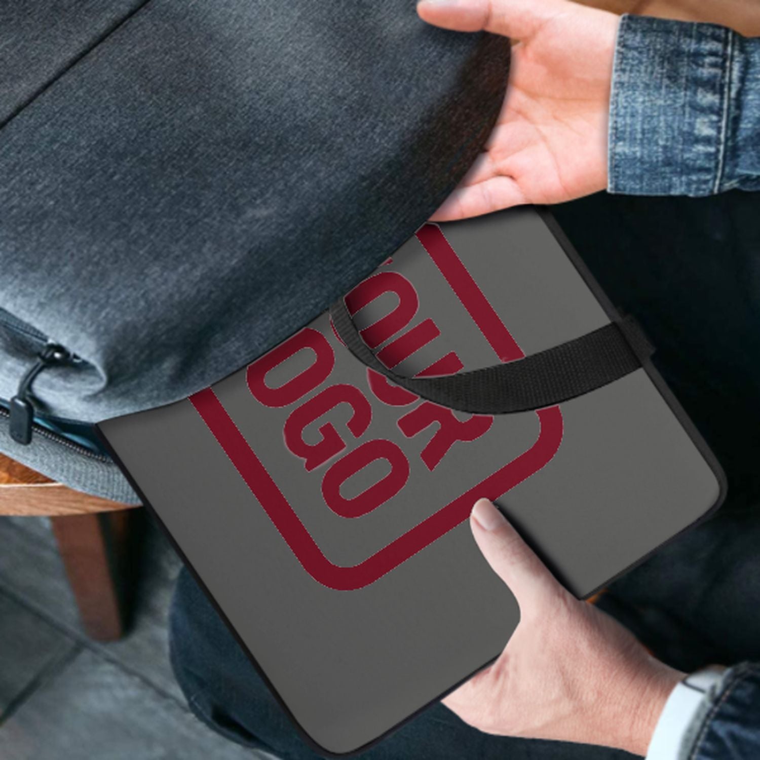 Borsa per laptop personalizzata grigio scuro e rosso cremisi