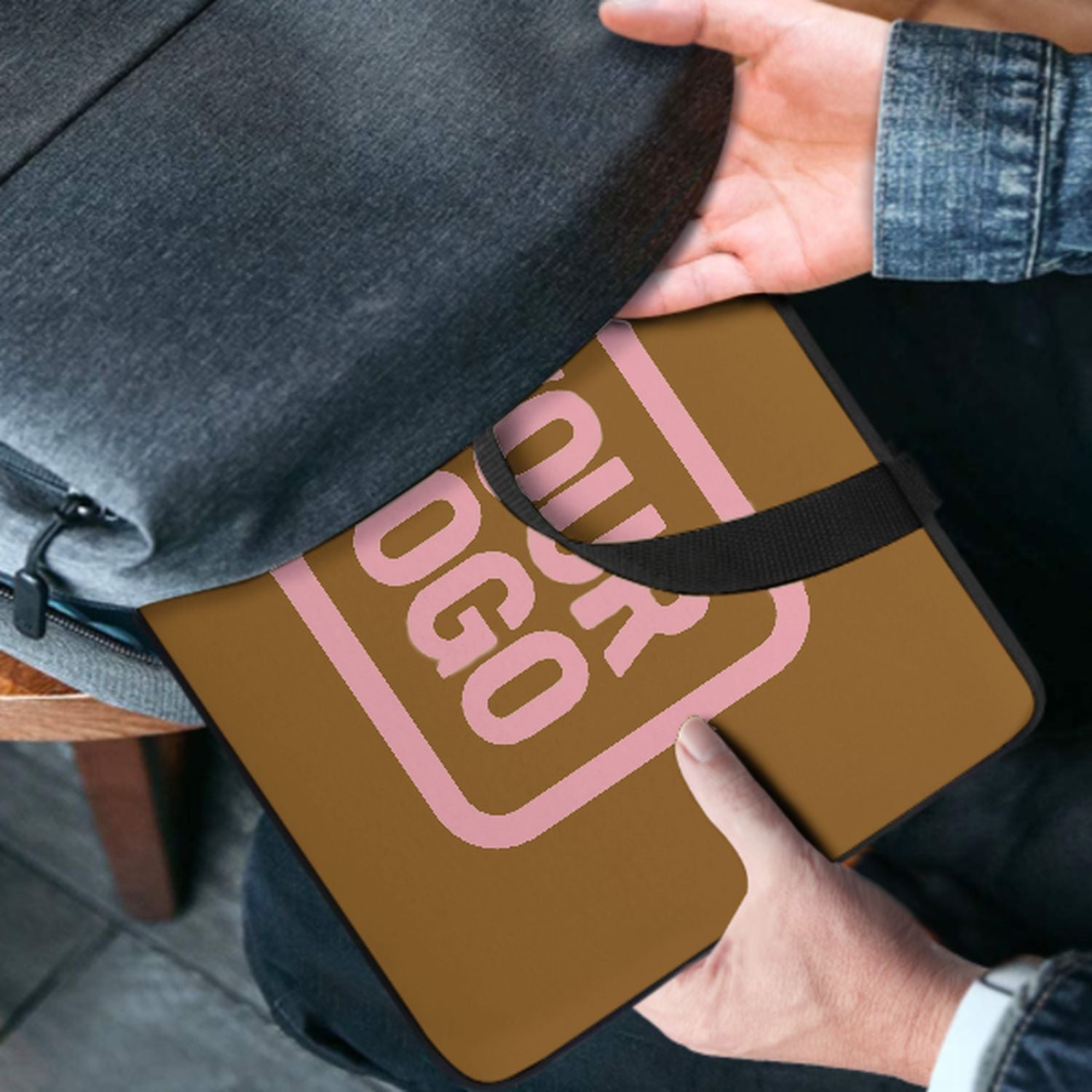 Maßgeschneidertes Khaki Light Pink Laptop Tasche