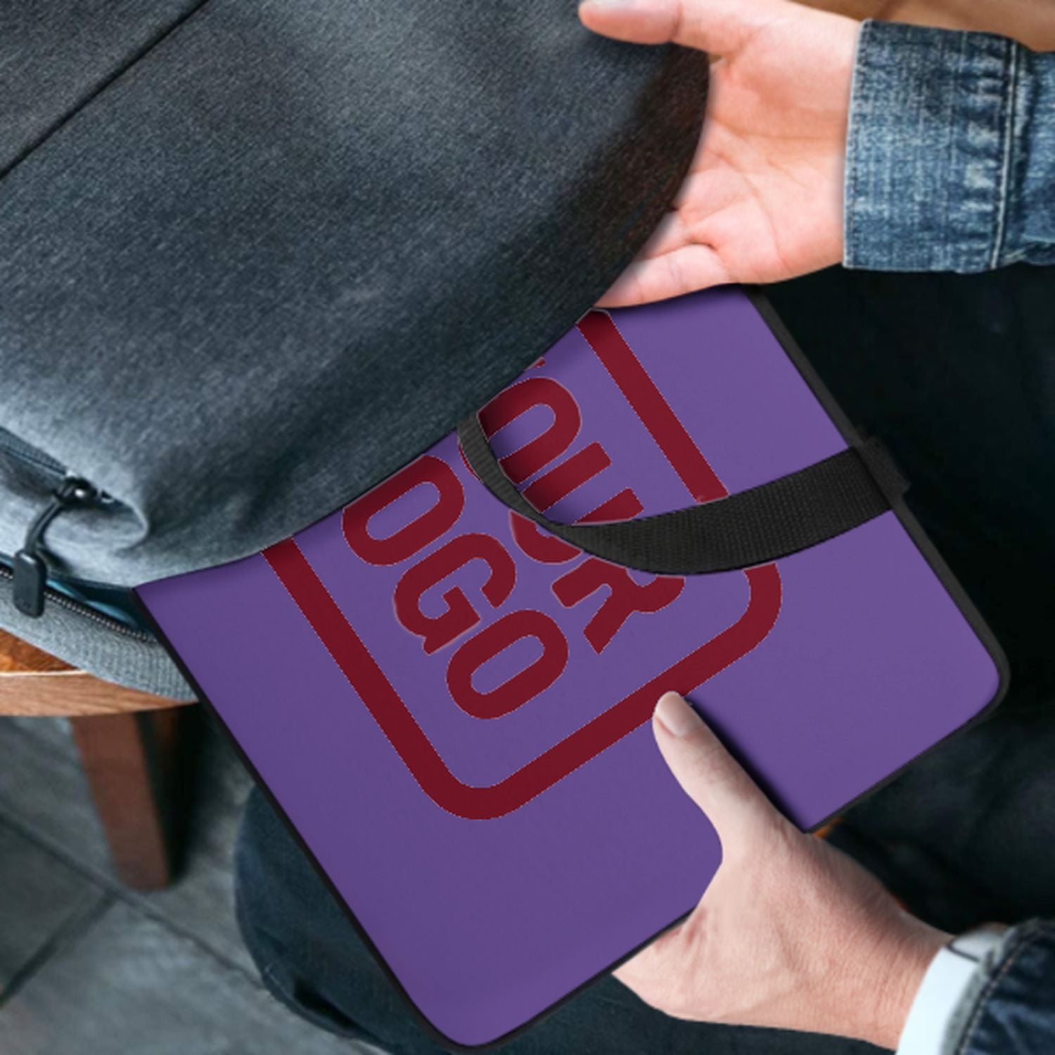 Maßgeschneidertes Lavendel Crimson Red Laptop Tasche